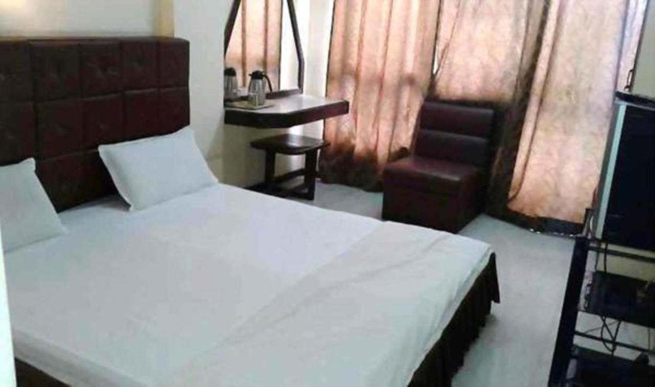 Hotel Shivalik Gold,Bhopal Exterior photo