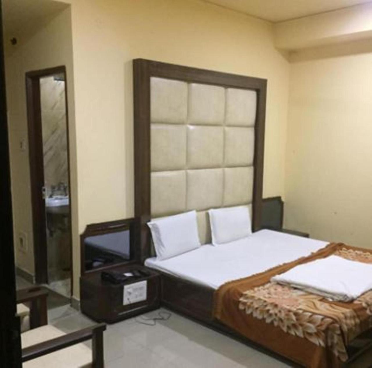 Hotel Shivalik Gold,Bhopal Exterior photo